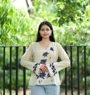 Sand Bloom Handbrush Tunic